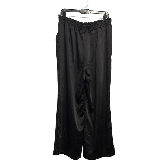 Elegant Black Satin Trousers - Picture 2 of 3